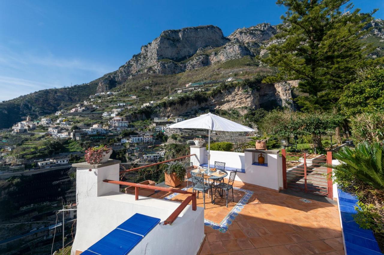 Appartamento PRIVILEGE Amalfi Esterno foto